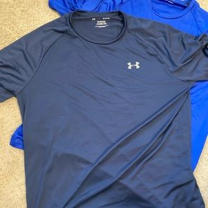 Lot of 2 Under Armour shirts sz XL